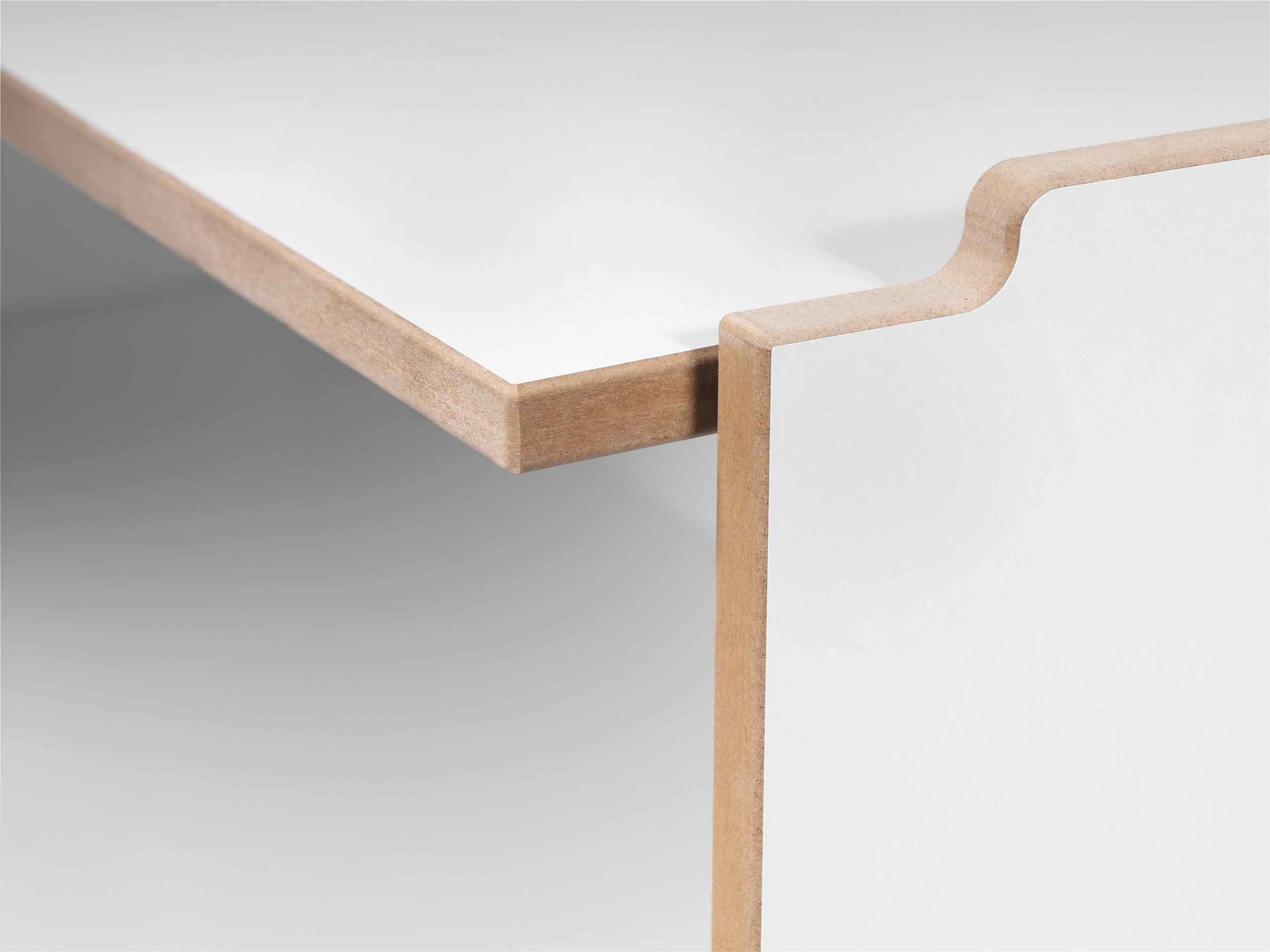 2HARRY Regal TürDetail022000 scaled